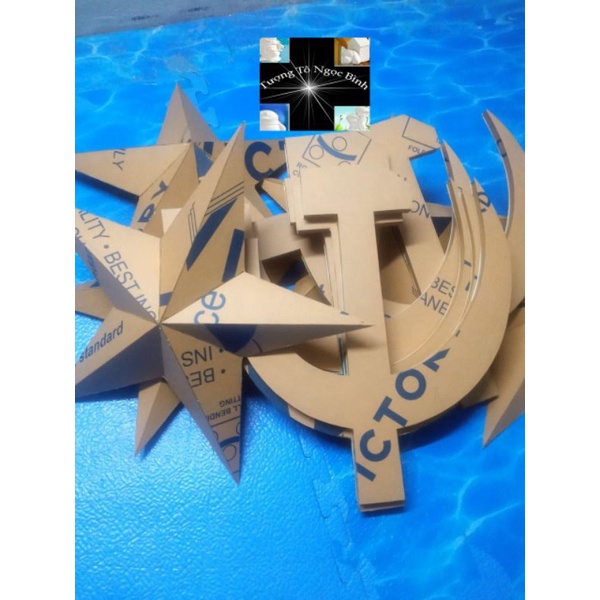 Sao vàng Búa liềm chất liệu mika gương, hàng xưởng sx chuyên treo hội trường phòng họp, hội trường