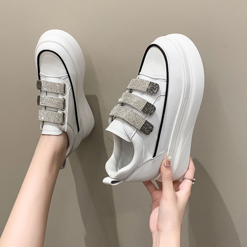 Giày Thể Thao Đế Dày Phối Lưới Thoáng Khí Phong Cách Mới Cho Nữ