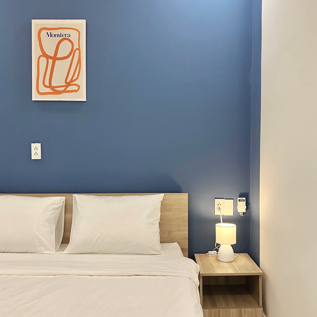 Đèn Ngủ Để Bàn Gốm Sứ HUTA Light For Life S2 Decor Phòng Ngủ, Điều Chỉnh Độ Sáng, Ánh Sáng Vàng, Thân Gốm Đất Nung