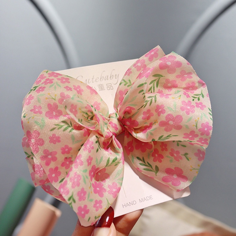 Kẹp tóc công chúa cho bé