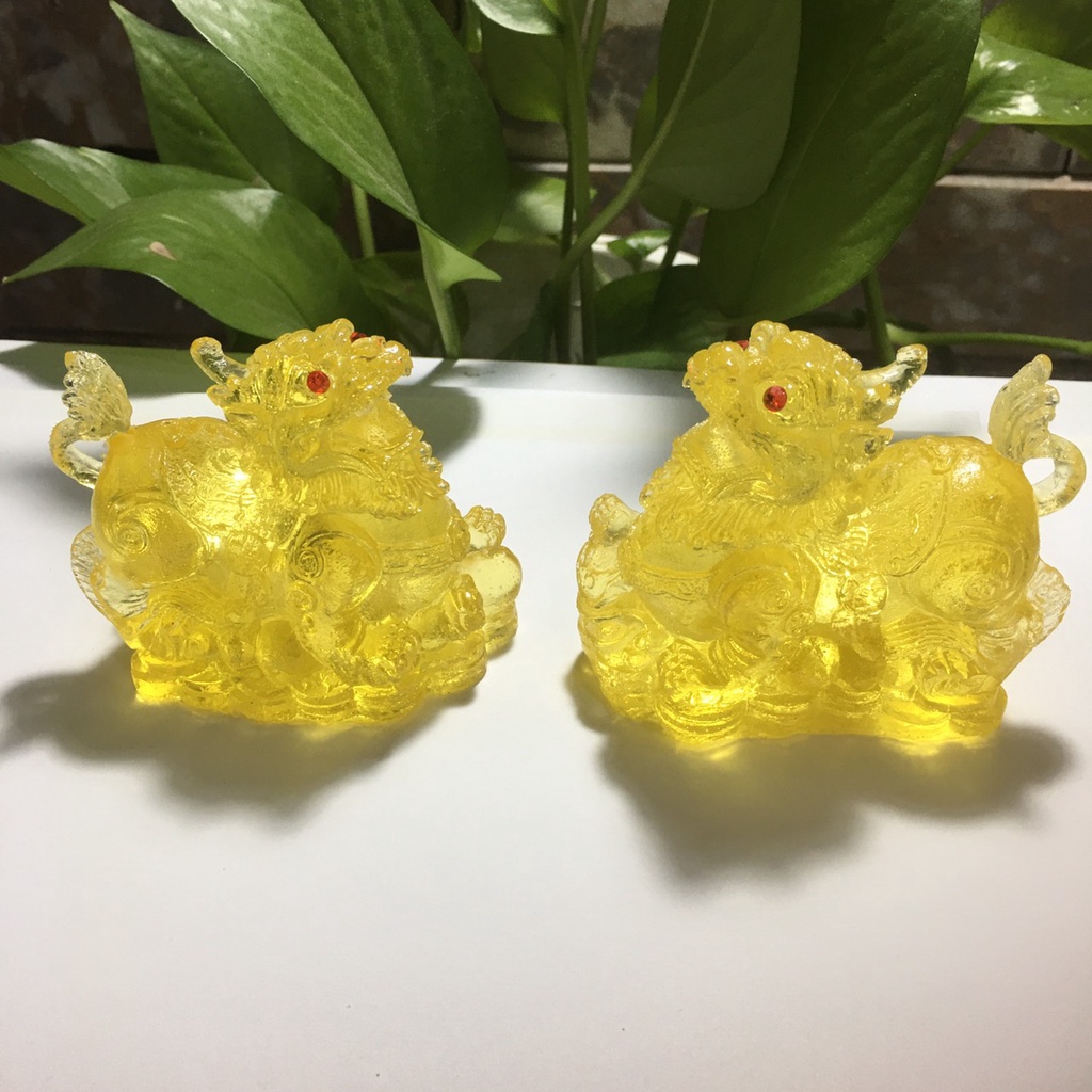 Cặp tỳ hưu phong thủy màu vàng trong dài 7 cm thu hút tài lộc