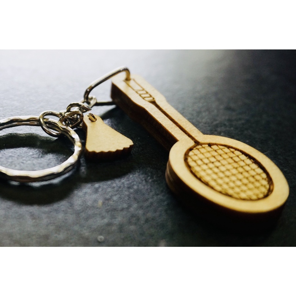 Móc Khóa Hình Vợt Cầu Lông Gỗ 2 mặt - Có Khắc Tên