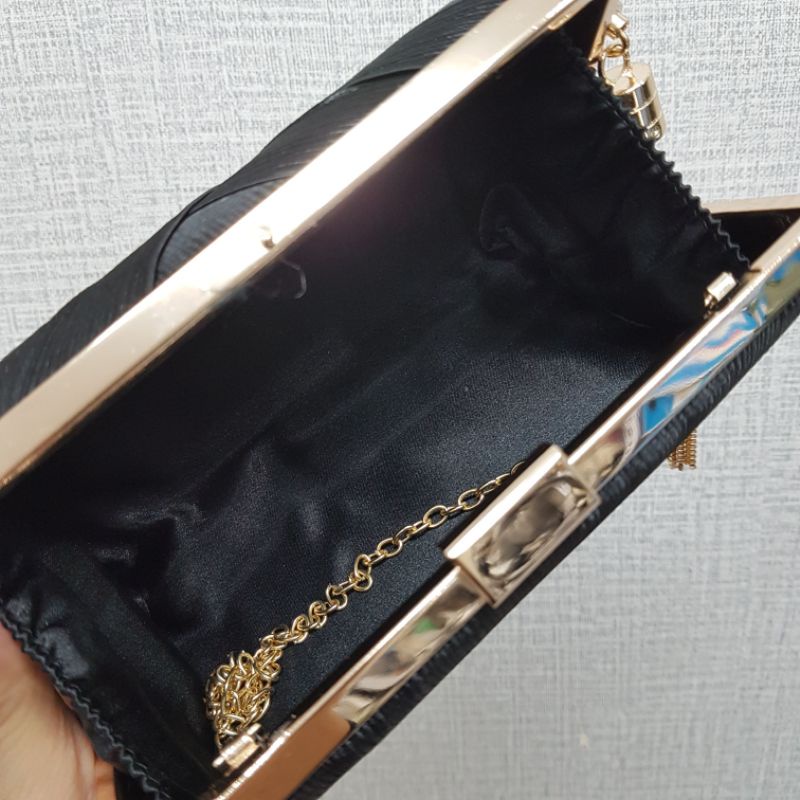 CLUTCH NỮ CẦM TAY
