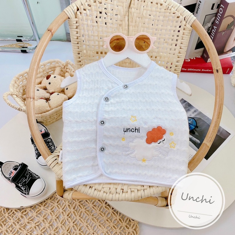 Áo gile unchi vải xốp mềm thêu cho bé yêu