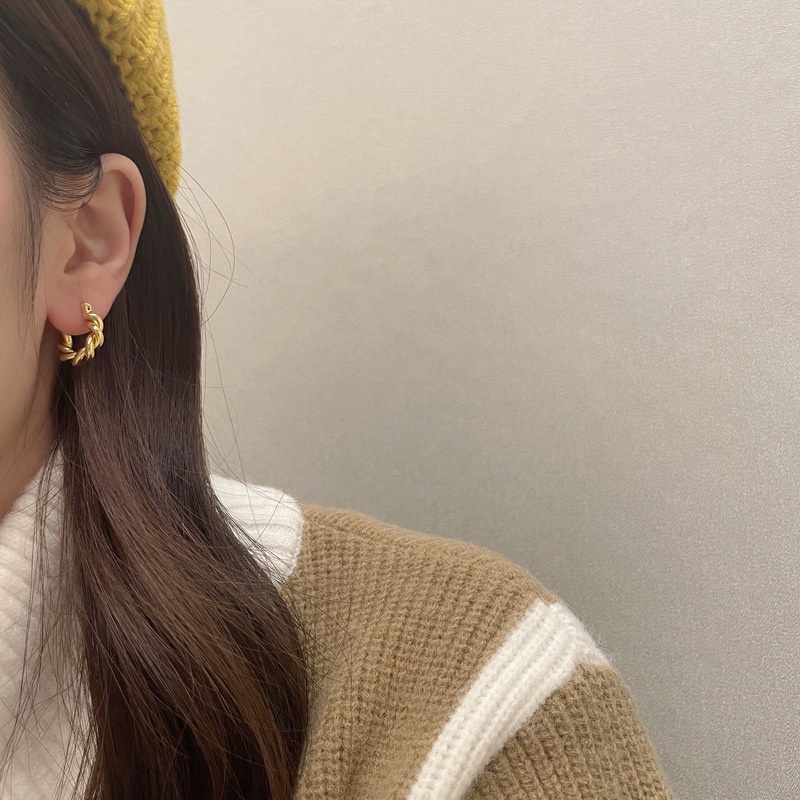 Khuyên Tai Vòng Kim Loại Xoắn Dày Tối Giản Cho Nữ