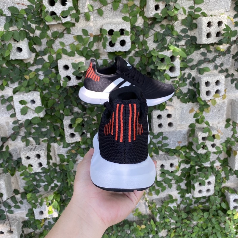 Adidas Run Swift Giá Rẻ