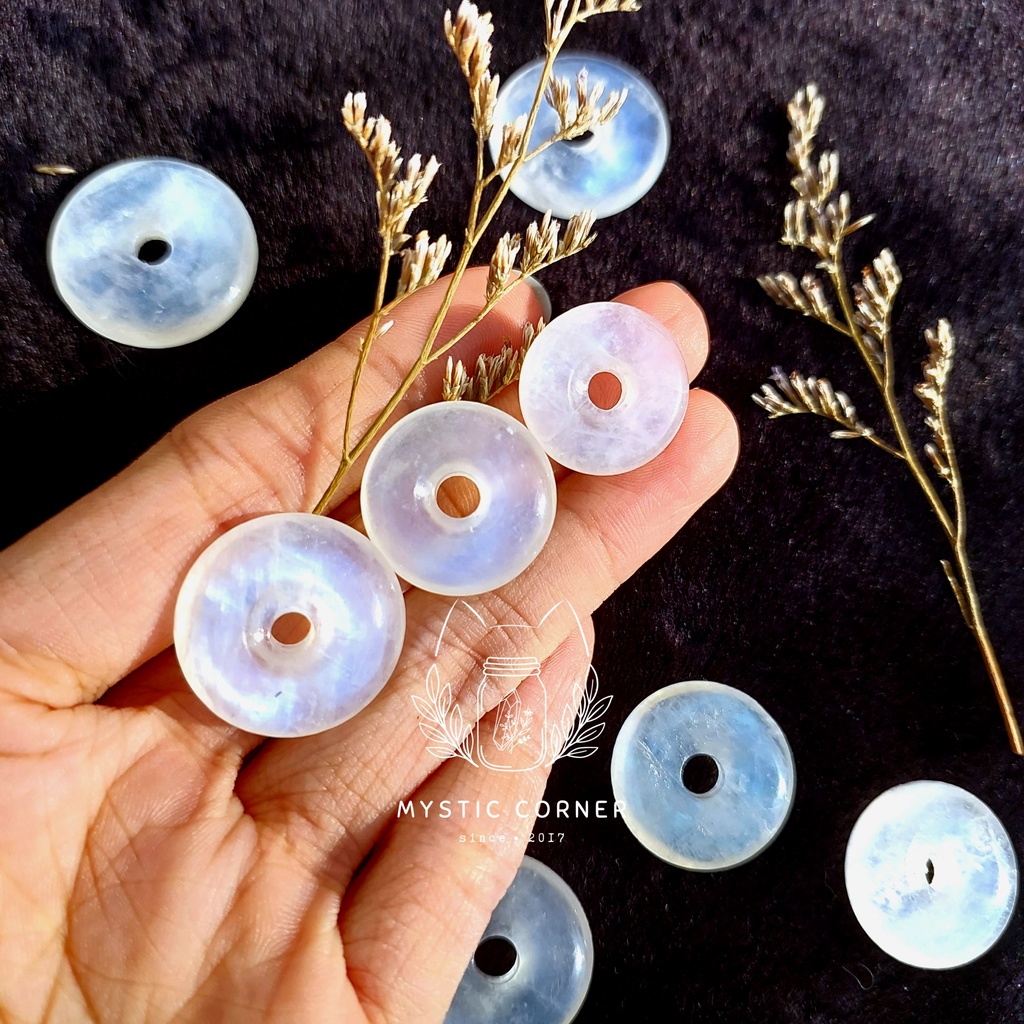 Đồng điếu Moonstone  chất trong, ánh lửa xanh chất lượng cao, dùng làm trang sức, phong thủy, reiki