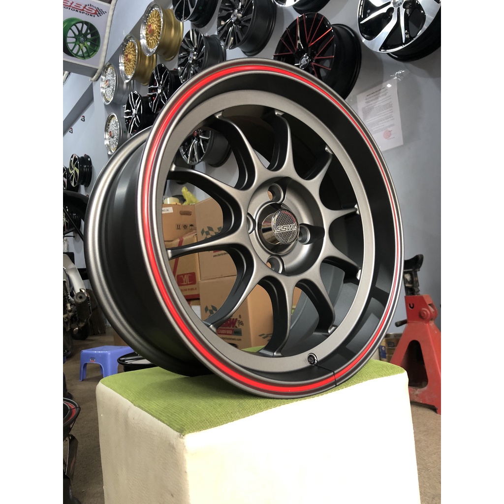 Mâm xe ô tô 15 inch đẹp màu đen nhám viền đỏ độ Toyota Vios