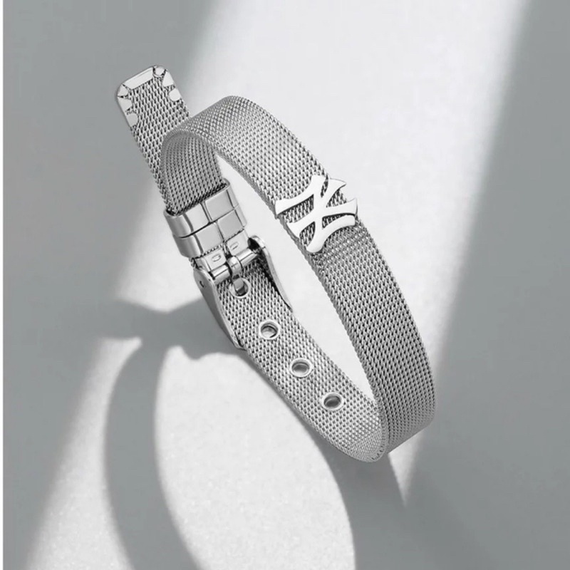 Vòng tay titan Unisex Nam Nữ kèm túi hộp