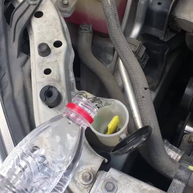 Viên Sủi Pha Nước Rửa Kính Xe Ô tô –Nước Rửa Kính Làm Sạch Vết Bẩn Trên Kính Xe Hơi 14