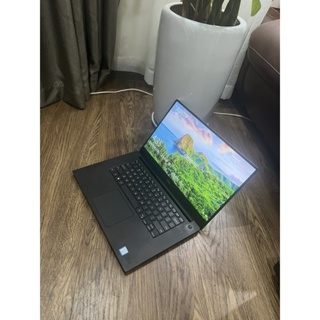 Dell precision 5520 xeon e3-1505m ram 32gb quadpro m1200 4g 15.6 inch fhd ips