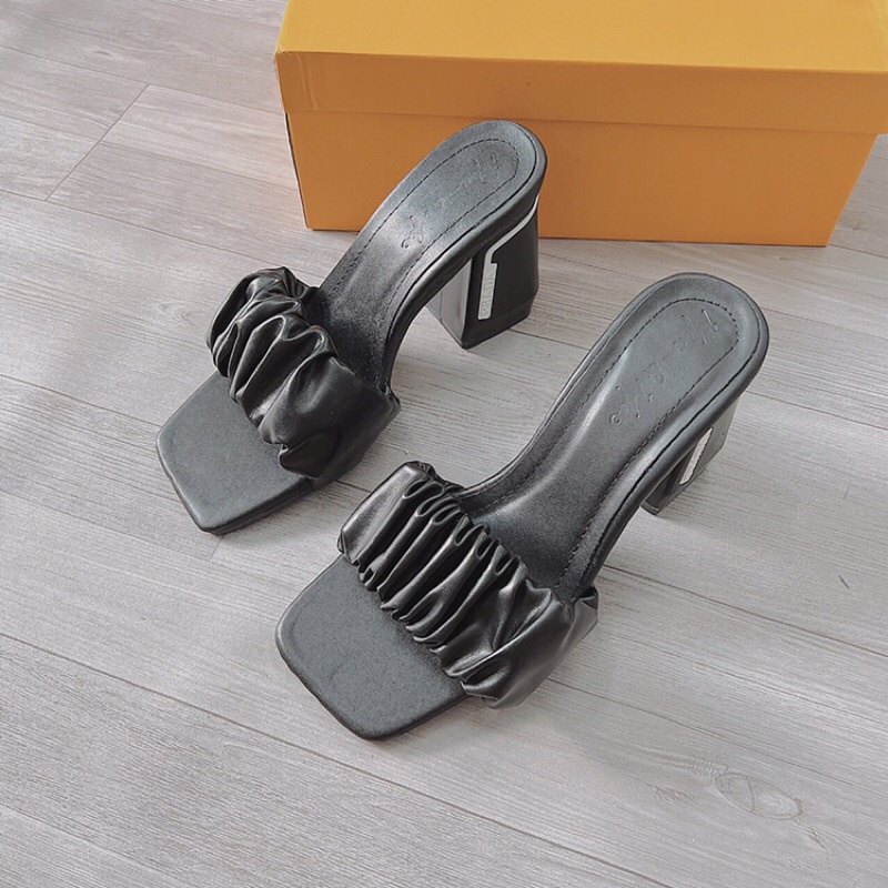 Dép guốc quai bèo nhúm da lì gót vuông pradaa 9p xịn đẹp