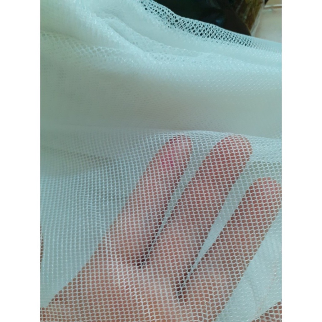 Màn tuyn trắng không cửa chất đẹp giá tốt, bán thu hồi vốn