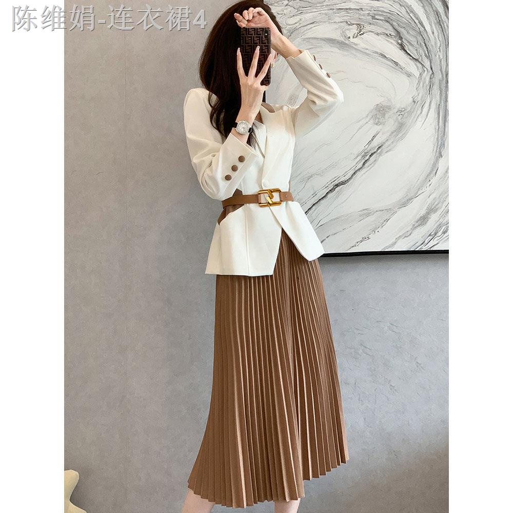 Bộ Áo Khoác Vest + Chân Váy Xếp Ly Mỏng Thời Trang Mùa Thu 2022 Mới Mẻ Thanh Lịch Cho Nữ
