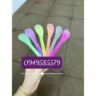 Hủ 150gr-250gr-500gr (màu xanh bơ)