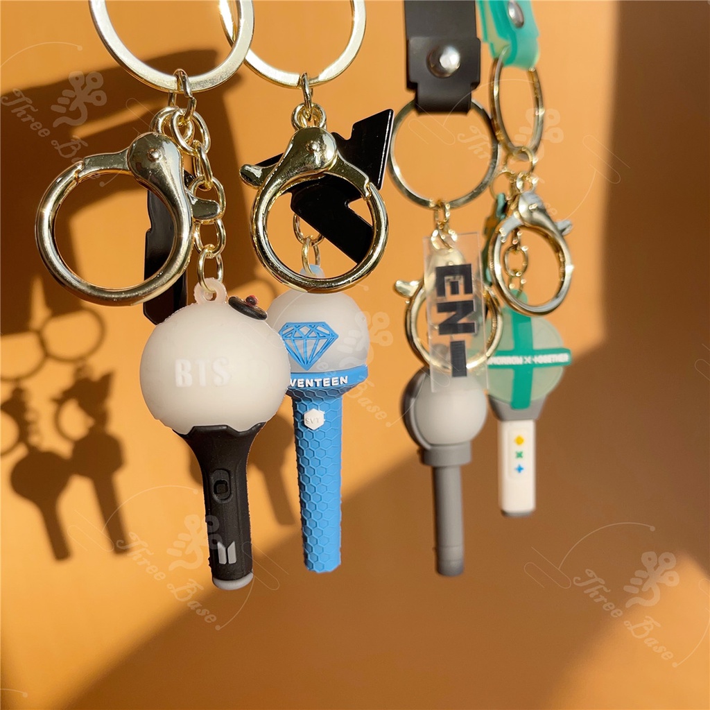 Móc Khóa Gậy Phát Sáng Phong Cách Nhóm Nhạc KPOP BTSS ARMY bomb TXT E Eunhypen STRAYKIDS TREASURE ASTRO EXO GOT7 NCT Nháy Twice Velvet  I-DLE