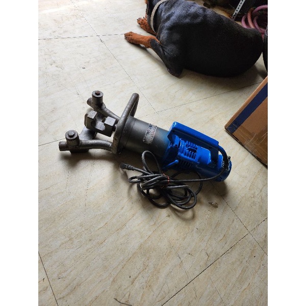 Máy Uốn Sắt Thủy Lực Cầm Tay Phi 32 Ogura- Hàng Bãi Nhật