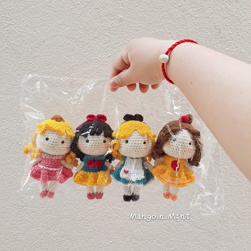 Công chúa Disney funsize Móc khoá len handmade