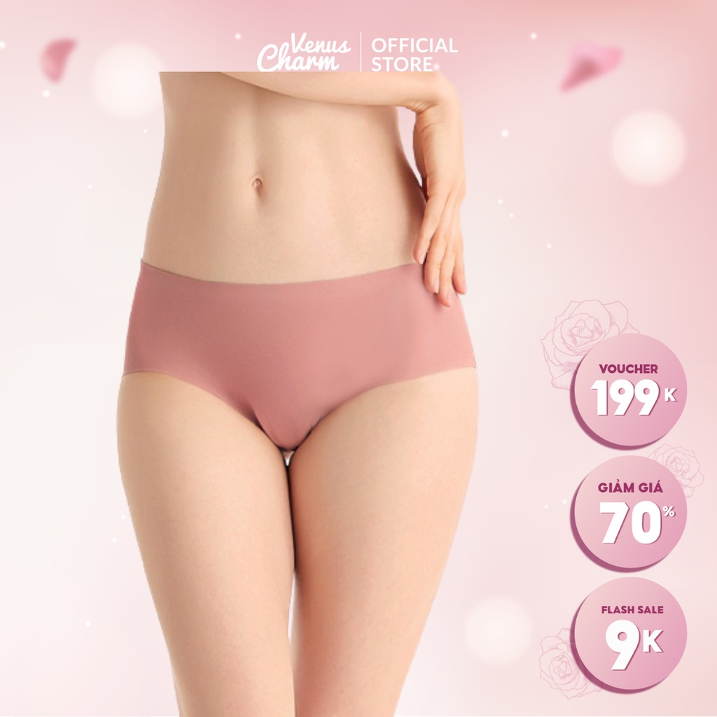Quần lót su nữ kháng khuẩn không đường may Venus Charm 2961 co dãn 4 chiều khoe trọn đường cong trong trang phục ôm sát