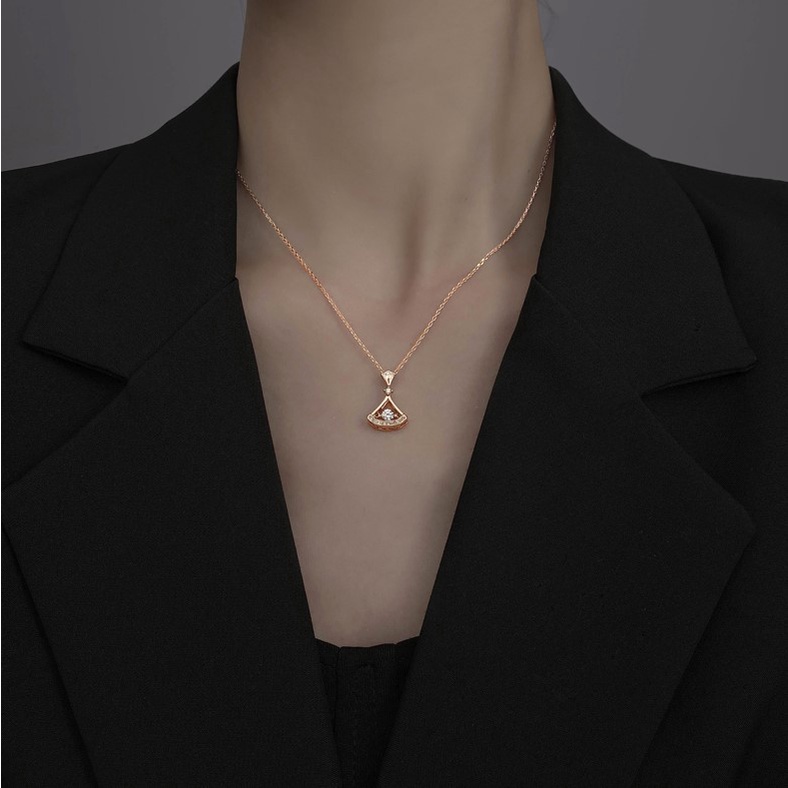 Vòng cổ Hình Quạt Sang Trọng Thời Trang Mùa Hè 2022 Dành Cho Nữ