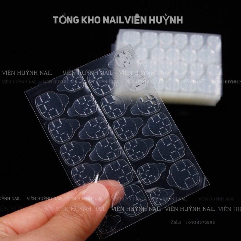 Miếng Keo 2 Mặt Dán Móng Tay ( Tờ 24 Miếng Dán)