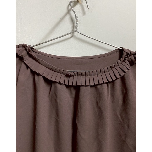 Áo voan nâu xám kiểu dáng độc lạ size L