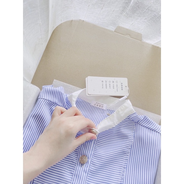 Áo sơ mi nữ kẻ xanh phối cổ tay, áo sơ mi dài tay phong cách trẻ trung, hàn quốc SRH0410138