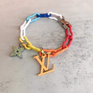 Vòng Luôn vui tươi cầu vòng xích