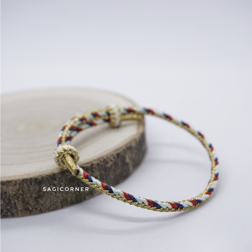 Vòng tay may mắn handmade tết 5 màu dây