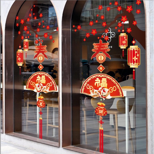 Decal trang trí Tết - 2 Chiếc quạt đỏ kết hợp cành mai đỏ