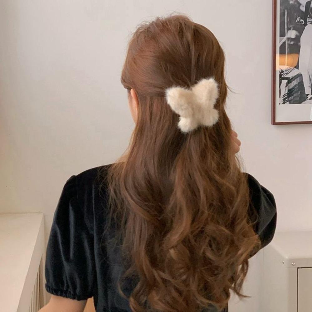 Kẹp Tóc Hình Bướm / Cá Mập Phủ Lông Phong Cách Hàn Quốc Ngọt Ngào Cho Nữ