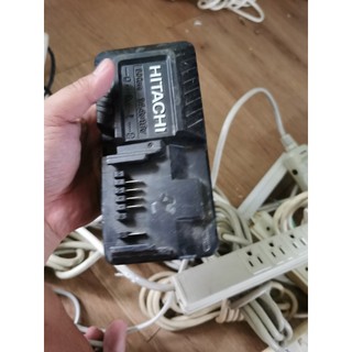 Sạc pin hitachi 14.4v -18v sạc 100v của nhât