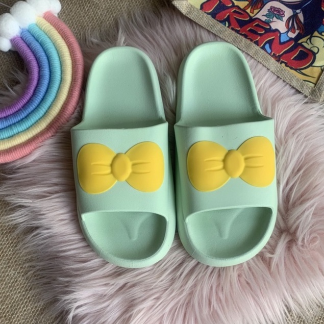JY373-NƠ TO- Dép bánh mì xốp đúc nguyên khối (tặng kèm sticker NƠ) chất cao su mềm mang cực êm chân