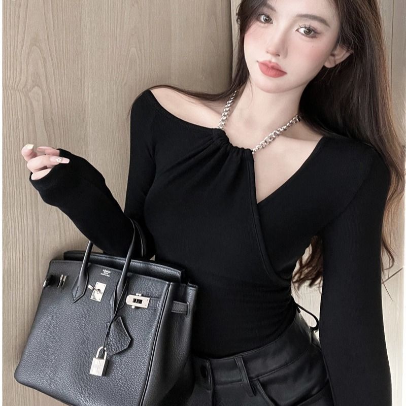 Áo Thun Tay Dài Hở Vai Phối Dây Xích Dáng Ôm Thời Trang Cá Tính Cho Nữ