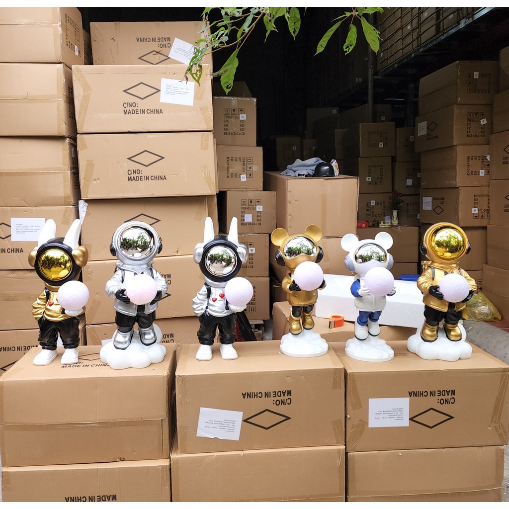 Mô hình phi hành gia kèm đèn trang trí đổi màu,đèn sạc,tích điện-Gấu BearBrick decor nhà cửa đẹp-quà tặng ý nghĩa