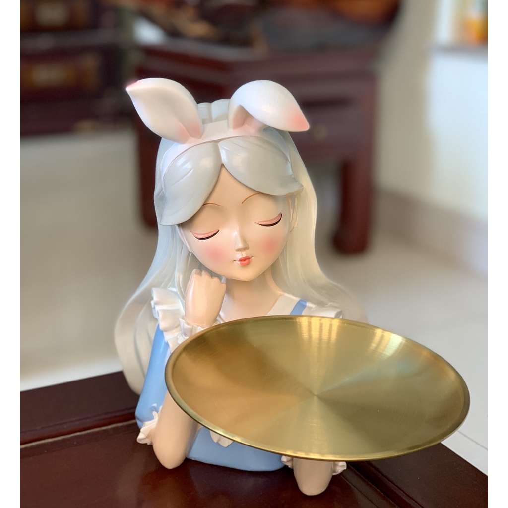 Tượng cô gái bê khay đựng đồ, chìa khoá, hoa quả  decor  nhà cửa, tặng quà tân gia