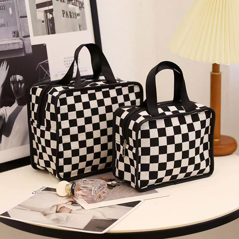 Túi Đựng Mỹ Phẩm Cỡ Lớn Họa Tiết Sọc Caro Tiện Lợi Khi Đi Du Lịch