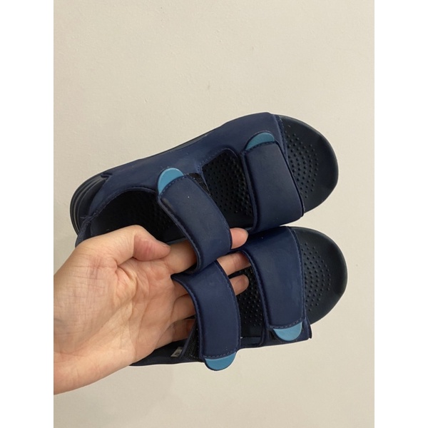 Thanh lý Dép sandal Adidas