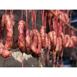 Lạp sườn Cao Bằng thịt lợn đen