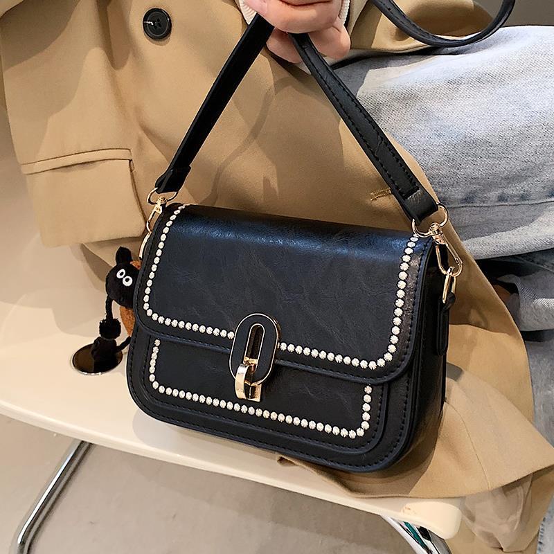 Mặt Dây Chuyền Hình Vuông Nhỏ Phong Cách Cổ Điển Cho Nữ