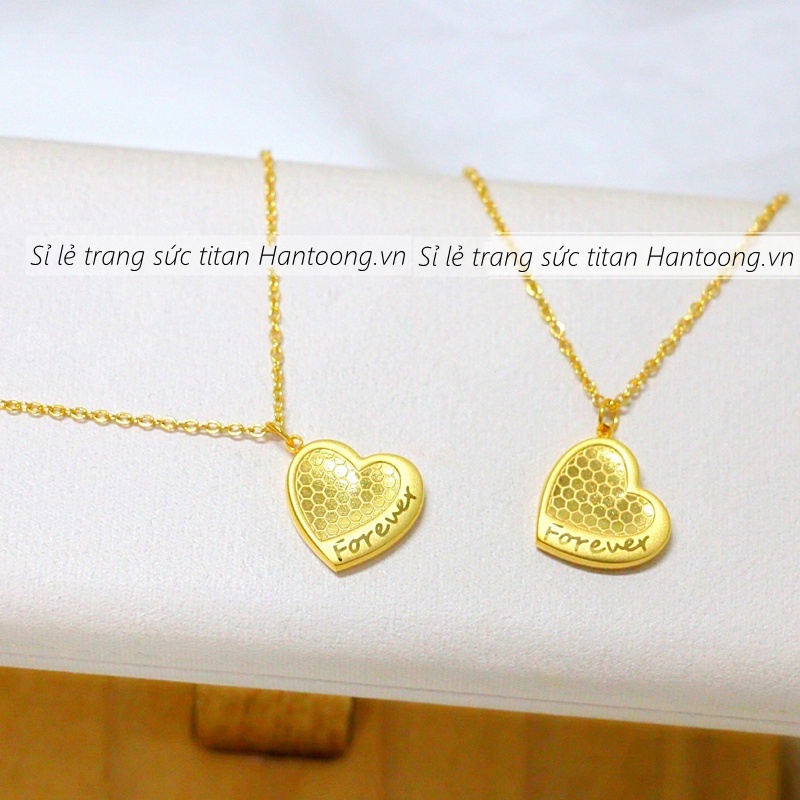 Dây chuyền trái tim bằng chất liệu titan không gỉ mạ vàng 18k khắc chữ thiết kế trẻ trung xinh xắn dành cho nữ