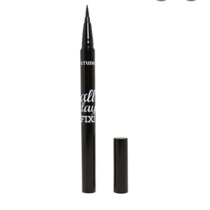 Kẻ Mắt Etude House All Day Fix Pen Liner 0.6g