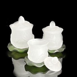 Bộ thờ cúng màu trắng cho mệnh kim thủy, lưu ly bình , lư , dĩa, chun cao cấp đủ 4 size