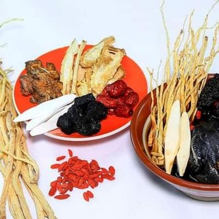 Gia vị sâm hầm gà Hàn Quốc gói 100gr