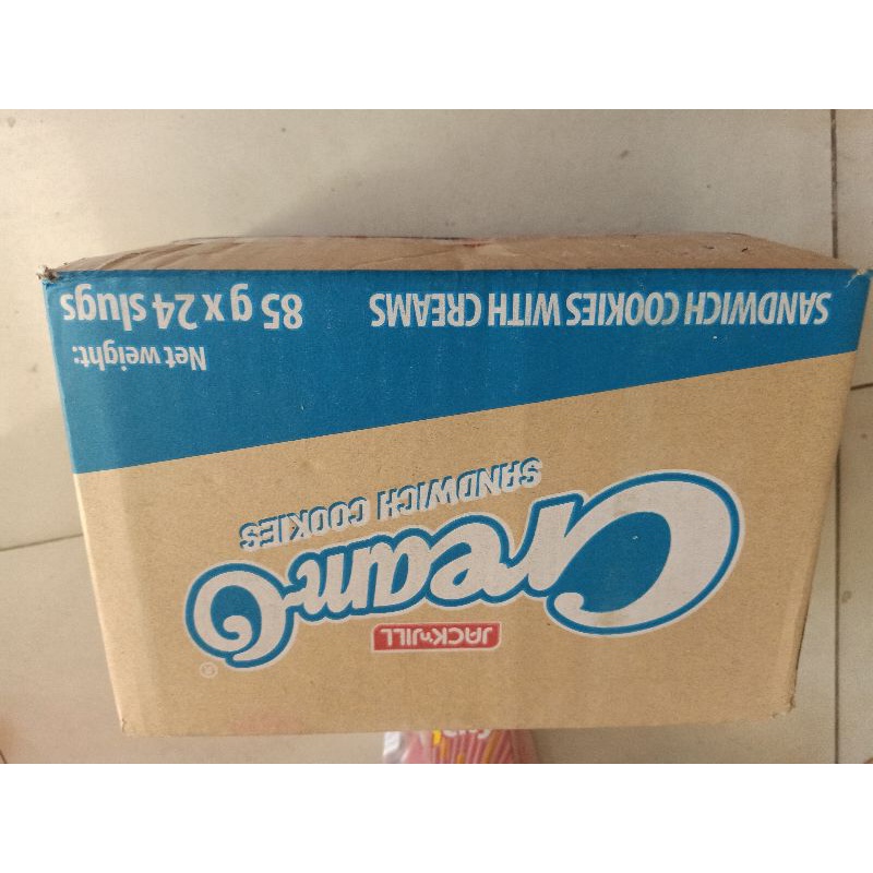 1 THÙNG BÁNH CREAM O