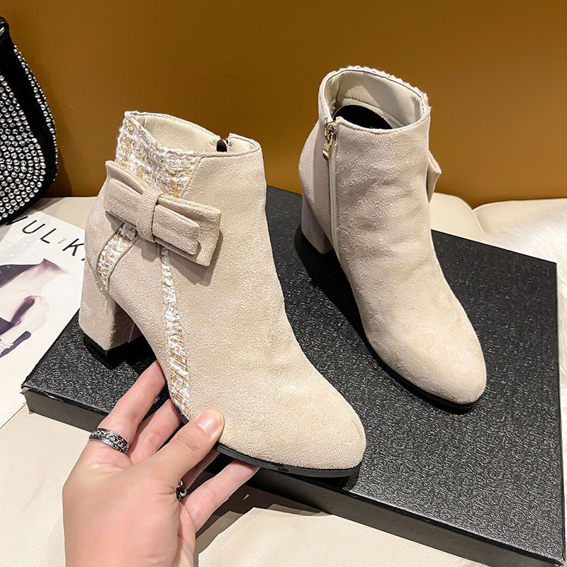 Boot Nữ Cổ Cao Da Lộn Cao Gót 5 Phân Đính Nơ