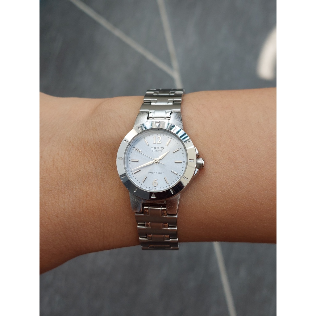 Đồng hồ nữ Casio chạy pin