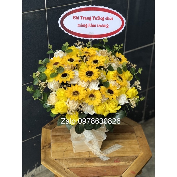 Lẵng hoa mừng khai trương, tặng sinh nhật, tặng tân gia, tặng thầy cô giáo.