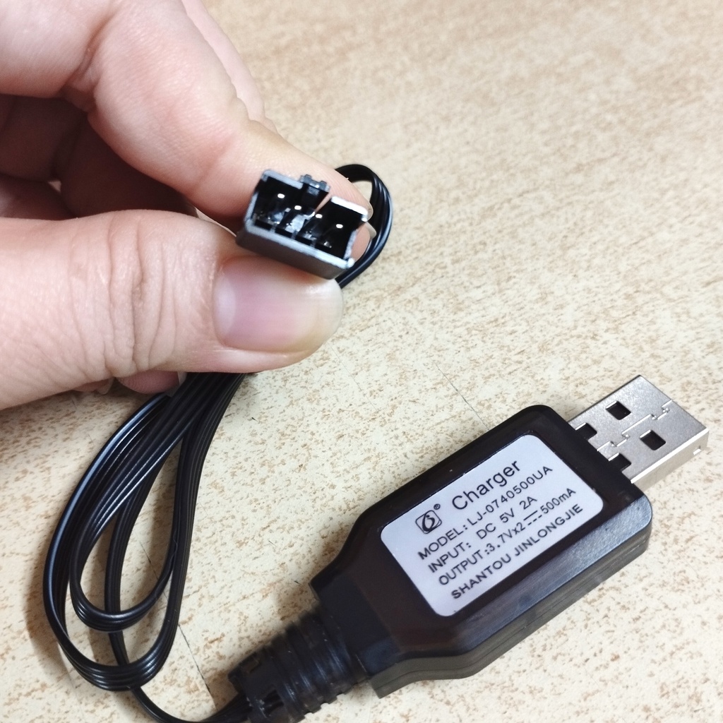 Dây cáp sạc pin 7.4v 500mA chân cắm càng cua đen SM 4P dùng cho pin sạc 7.4V