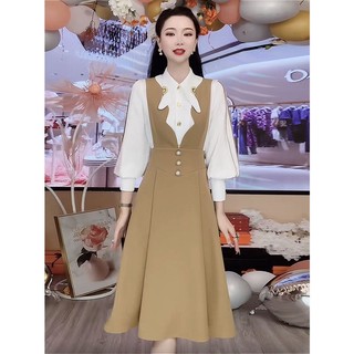 Set áo sơ mi phối chân váy yếm thời trang mùa thu 2022 sang trọng cho nữ